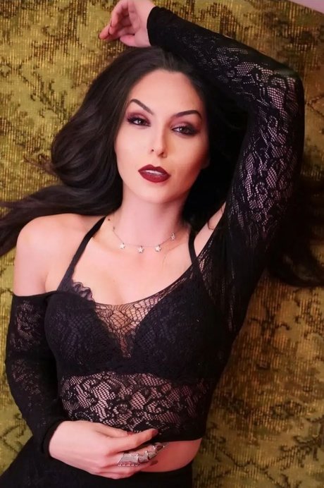 Ciny looney porn actress galleries