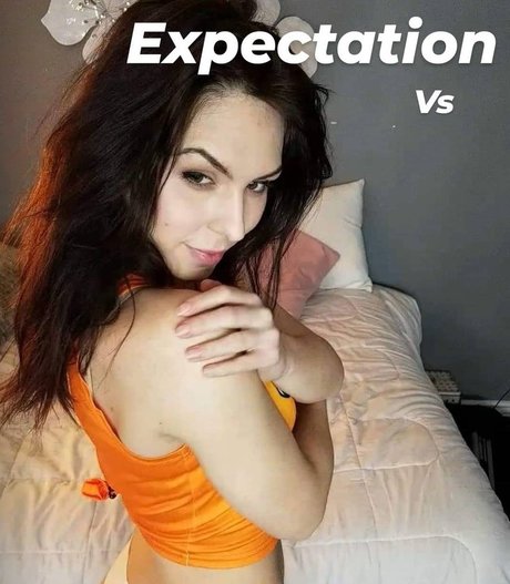 Ciny looney hot model pics