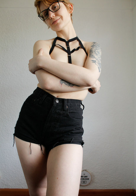 stretchykitten naked pornstar images