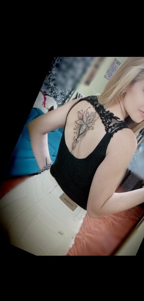 thedevilhot model sexy images