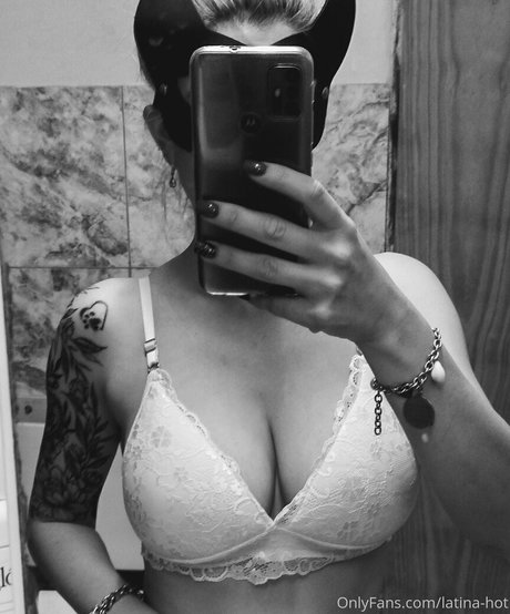 thedevilhot model sexy archive