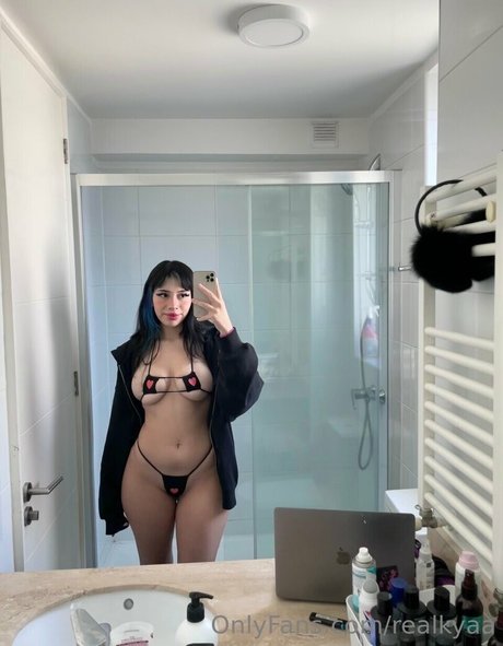 strawberryy20 sexy pornstar image