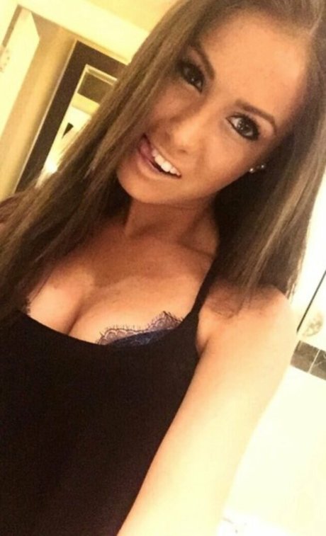 Courtney O Connell pornstar pics