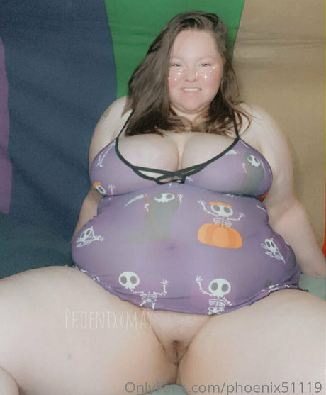 phoenix51119 nude star pic