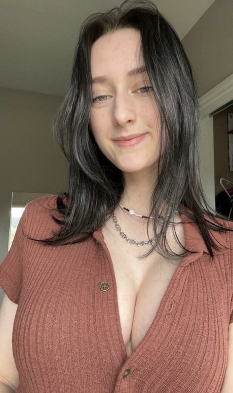 Orla Gracey hot pornstar image