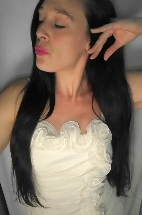 bossbitch eleanor star porn galleries