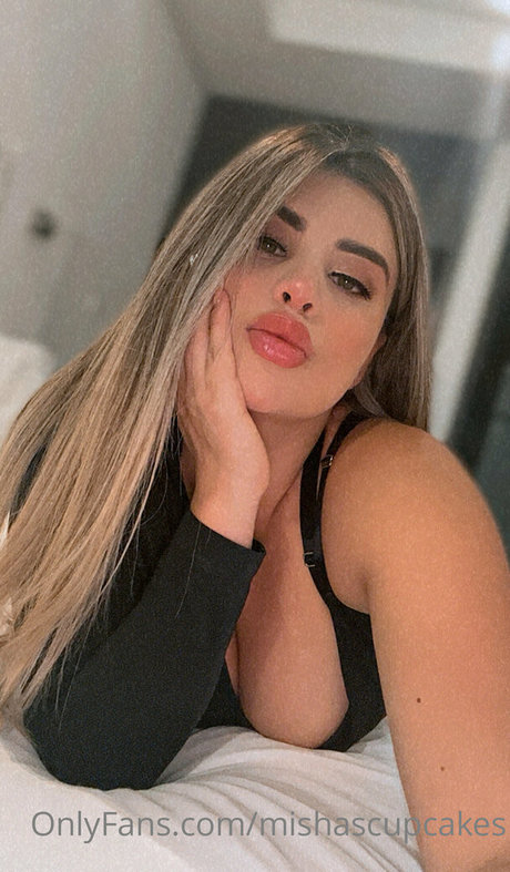 jennifer misha perfect actress picture