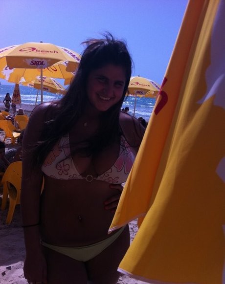 Coral Hagag star exclusive photo