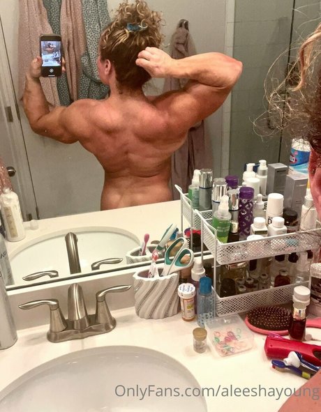 aleeshayoung best star photo