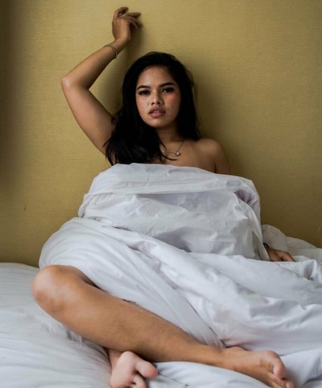 curvymoanaaa model hd image