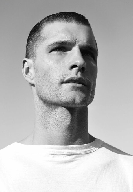 tomasskoloudik naked model galleries