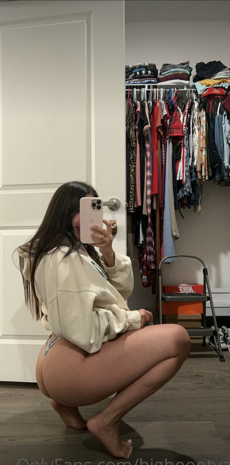 bigboootyari star pornographic images