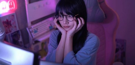Yuno Mizusawa porn star gallery
