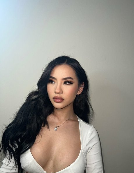 chrissstyboo free model pics