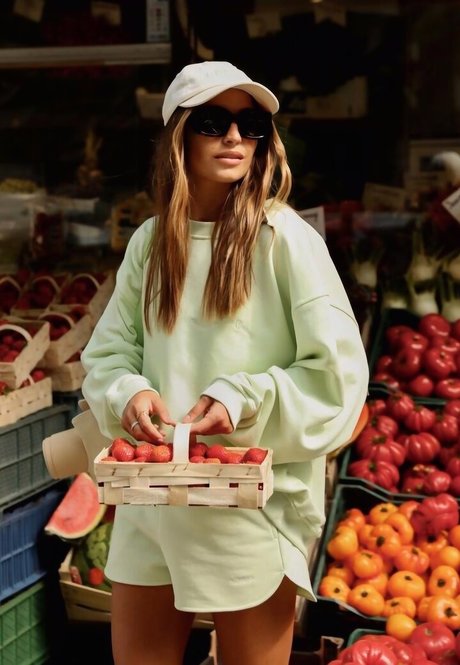 Julia Wieniawa hot pornstar image