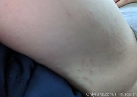 silini squish hot model photo