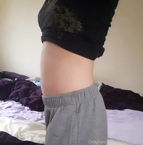 astuffedbirb star erotic photo