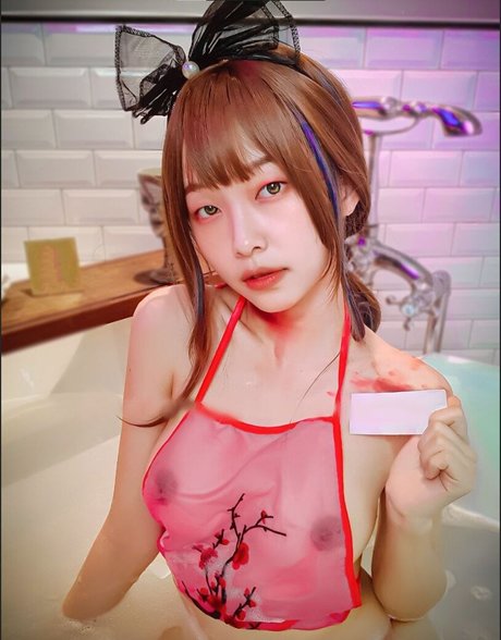 Kimmyyoy nudes model photos