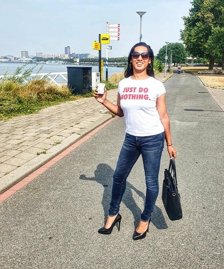 Natassia Crystal thumbnail