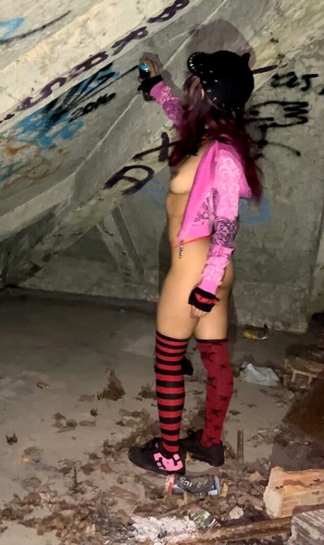 Roxyz111 art actress img