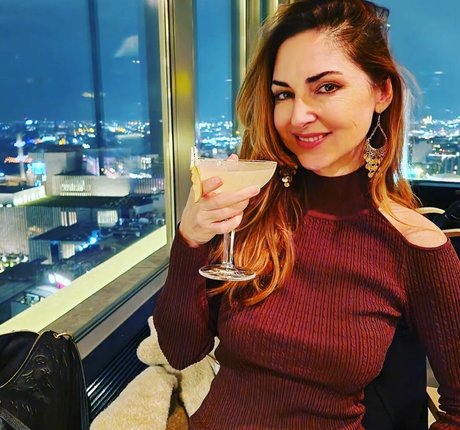 Tamara Wernli exclusive star images