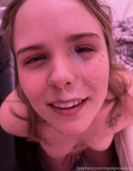 nipslipnovalynn nude star pics