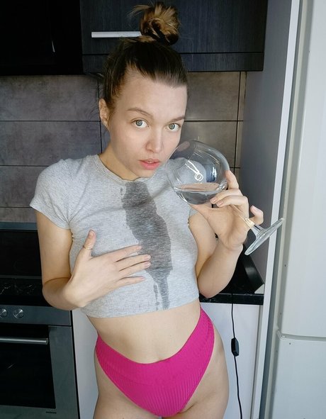 roxanne moore naked pornstar pics