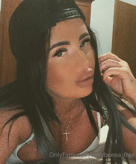 sexybeeea free nice actress pictures