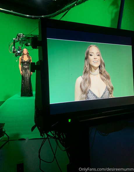 Desiree Mumm hot model images