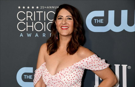 D Arcy Carden actress pic