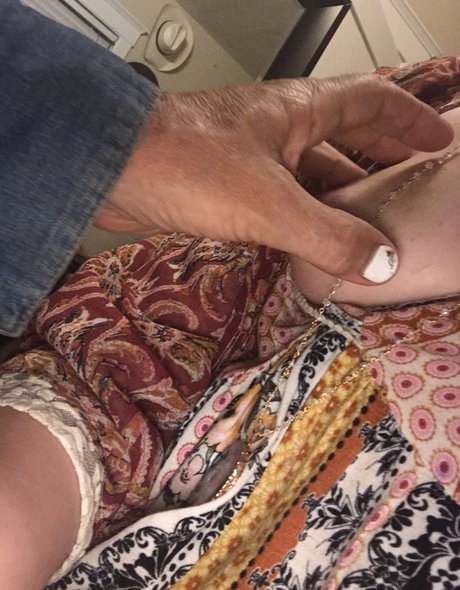 Elenakoshkaxoxo beautiful actress photos