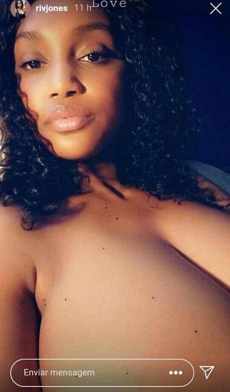 Riv Jones model adult photos