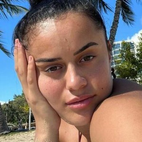 babyymack hot model images