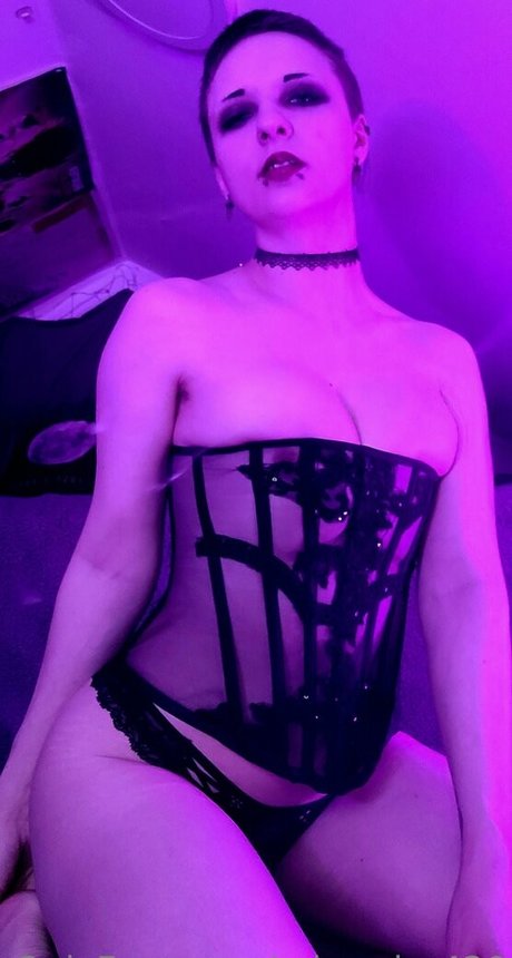 miramira420 thumbnail