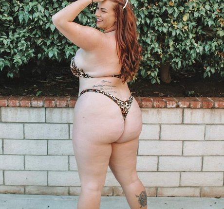 Ashleigh Dunn best model photo