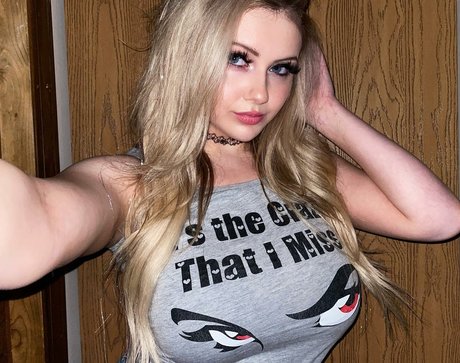 Larkan Danielle naked actress pics