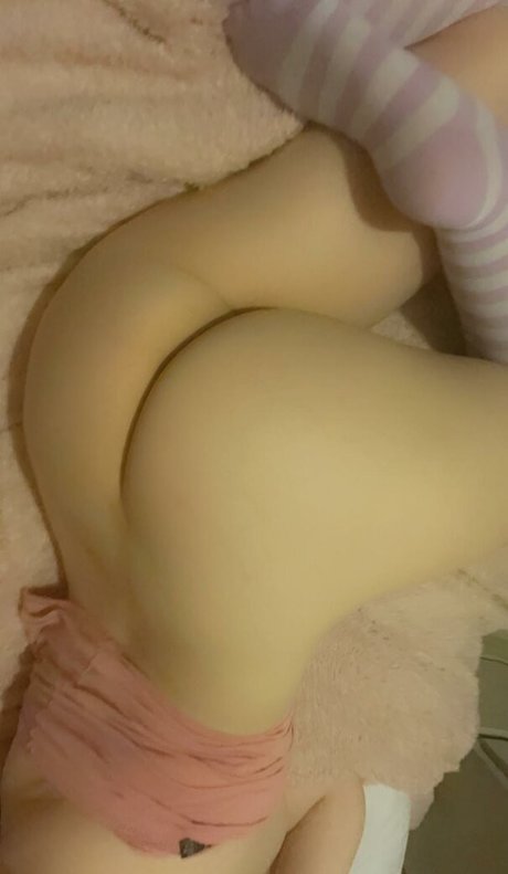 Daysmayss pornographic model pic