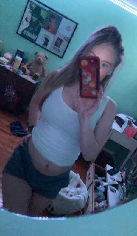 darthvicki model adult photo