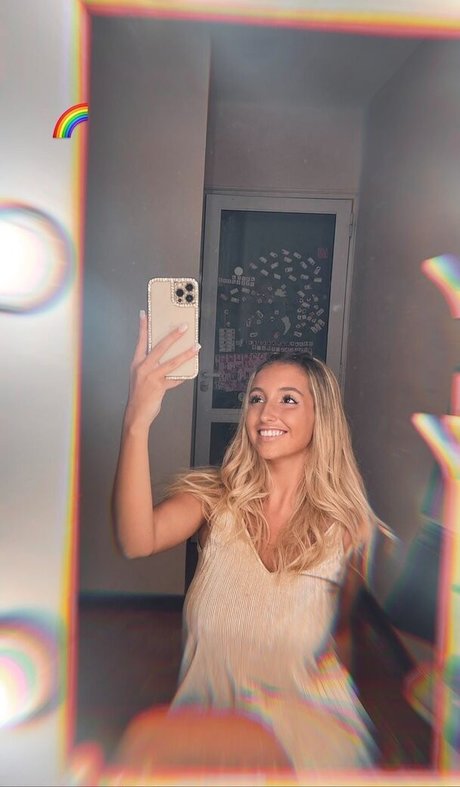 BustyAna nudes actress pic