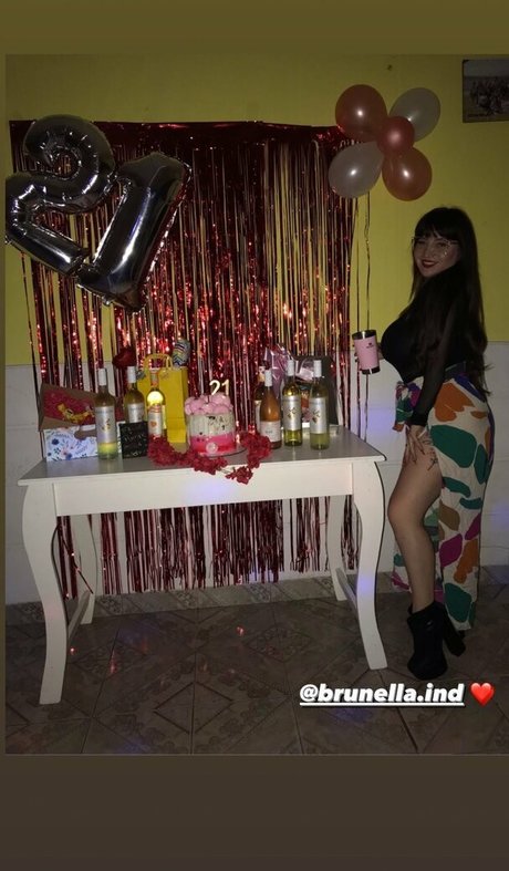 Estefania Rodriguez star top photo