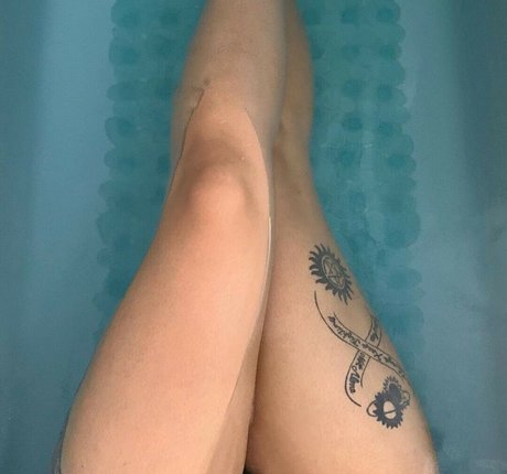 Zanderis Cosplay nice actress photo