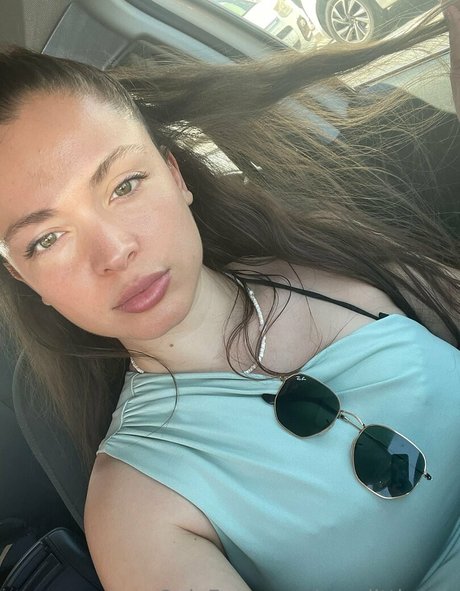 yourlittlenoa pornstar art image