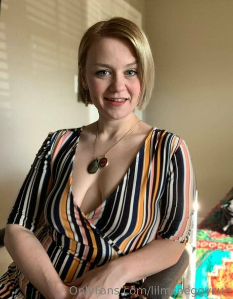 lilmspeggysue star sexy image