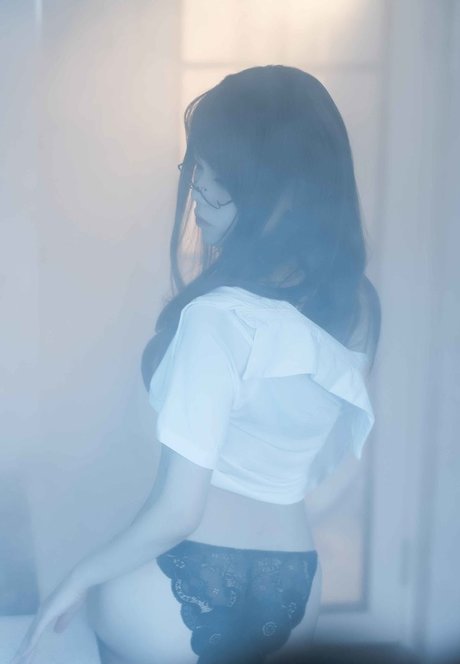 beautiful japanese onlyfans sex pic