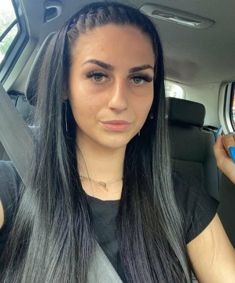 BelovedKhlloe pornstar pretty pics