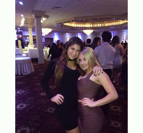 Ali Cortese nude model image