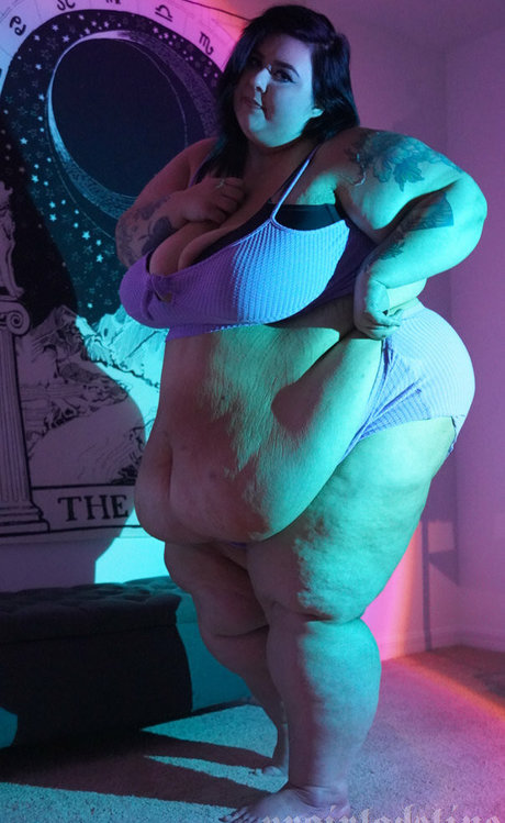 ssbbwadeline nude star photo