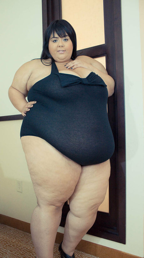 ssbbwadeline sexy actress photos