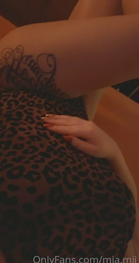 mia mii model erotic archive