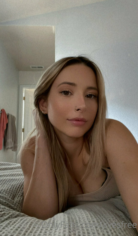 Avesfree art star image